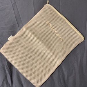Honeylove Cream Laundry Bag